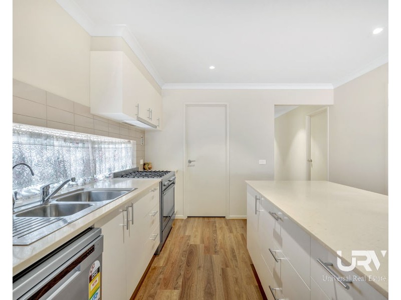 15 Muskwood Drive, Mickleham VIC 3064