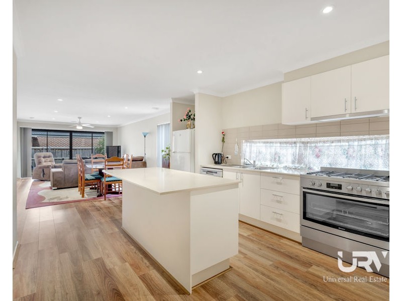 15 Muskwood Drive, Mickleham VIC 3064