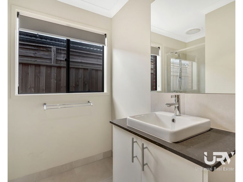 15 Muskwood Drive, Mickleham VIC 3064