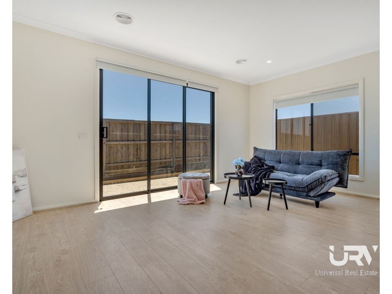 11 Cava Street, Sunbury VIC 3429