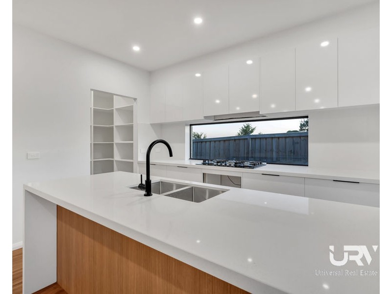 7 Violet Vista, South Morang VIC 3752