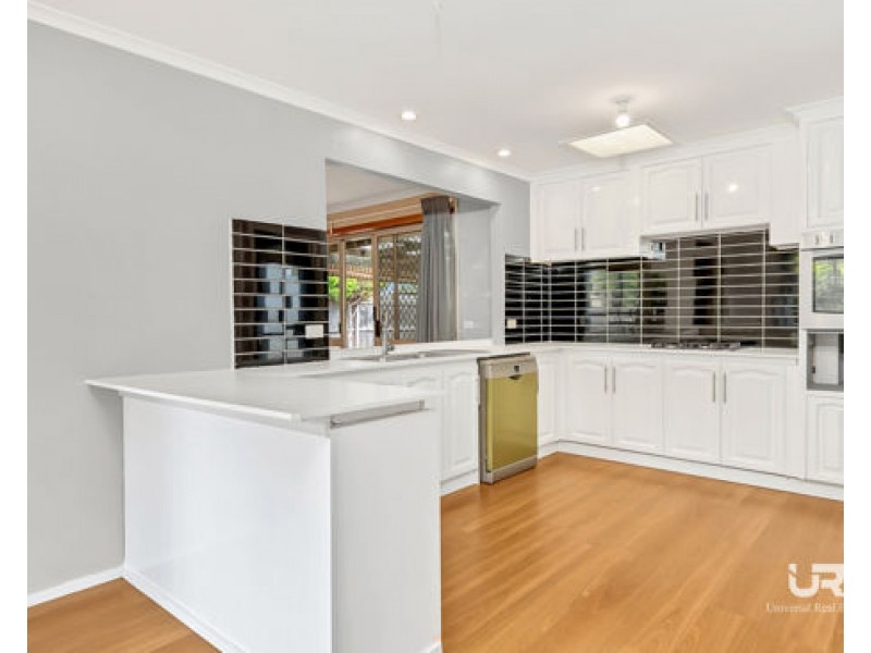 77 Langdon Crescent, Craigieburn VIC 3064