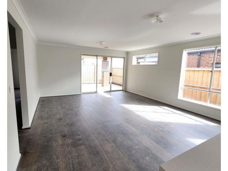 21 Luppino Street, Donnybrook VIC 3064