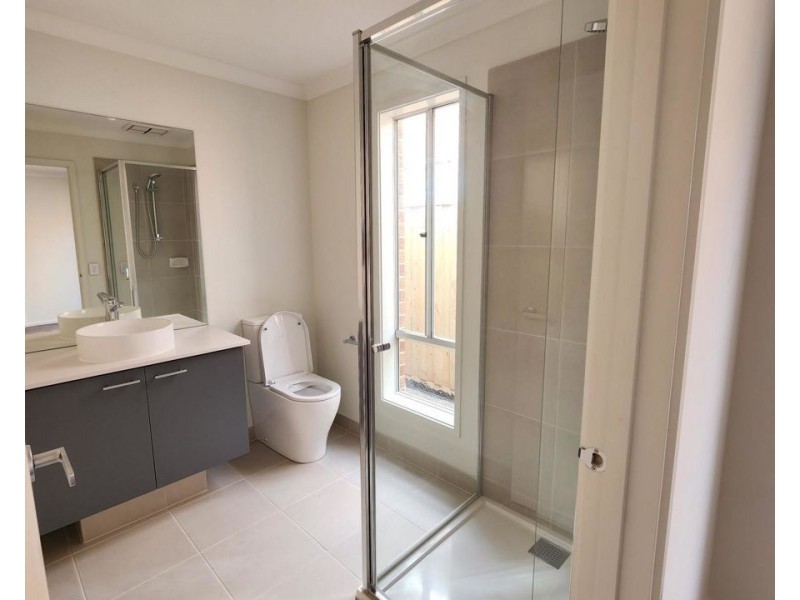 21 Luppino Street, Donnybrook VIC 3064