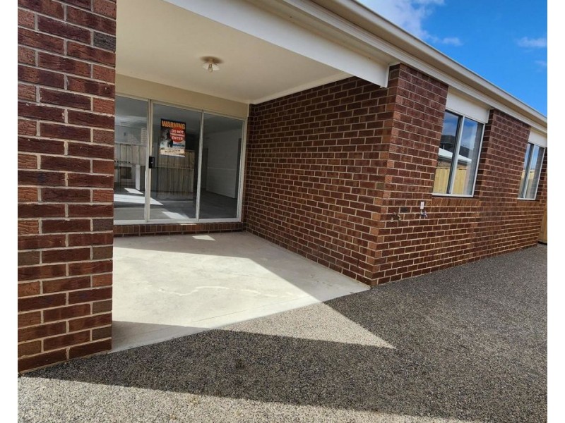 21 Luppino Street, Donnybrook VIC 3064