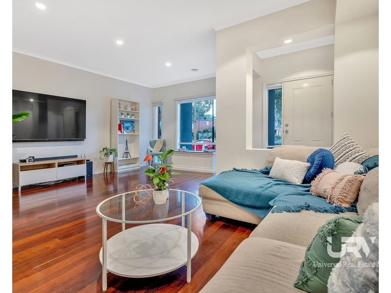 7 Poppy Drive, South Morang VIC 3752