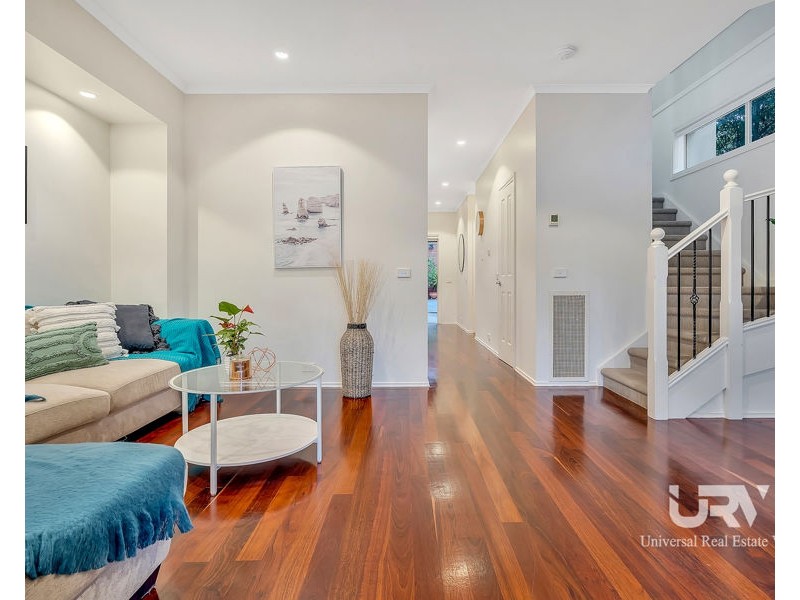 7 Poppy Drive, South Morang VIC 3752