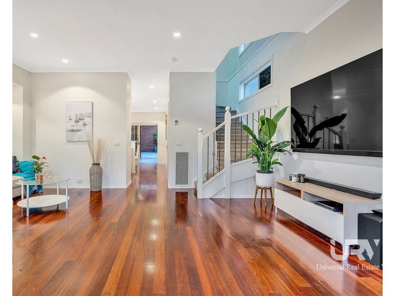 7 Poppy Drive, South Morang VIC 3752