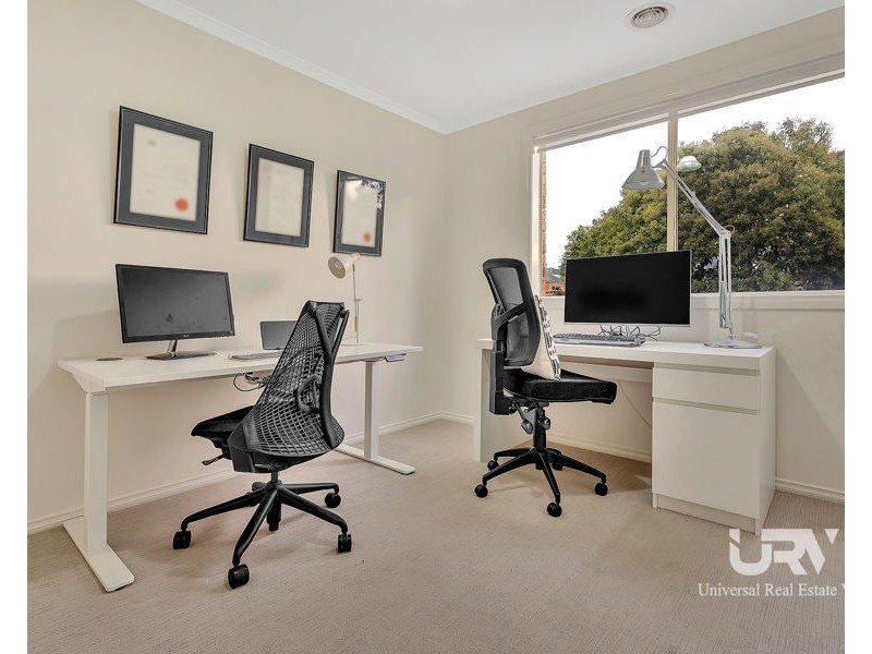 7 Poppy Drive, South Morang VIC 3752