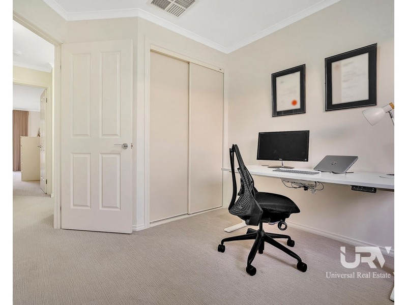 7 Poppy Drive, South Morang VIC 3752