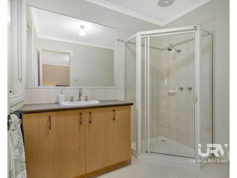 7 Poppy Drive, South Morang VIC 3752