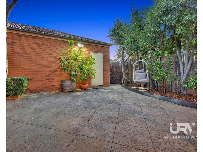 7 Poppy Drive, South Morang VIC 3752