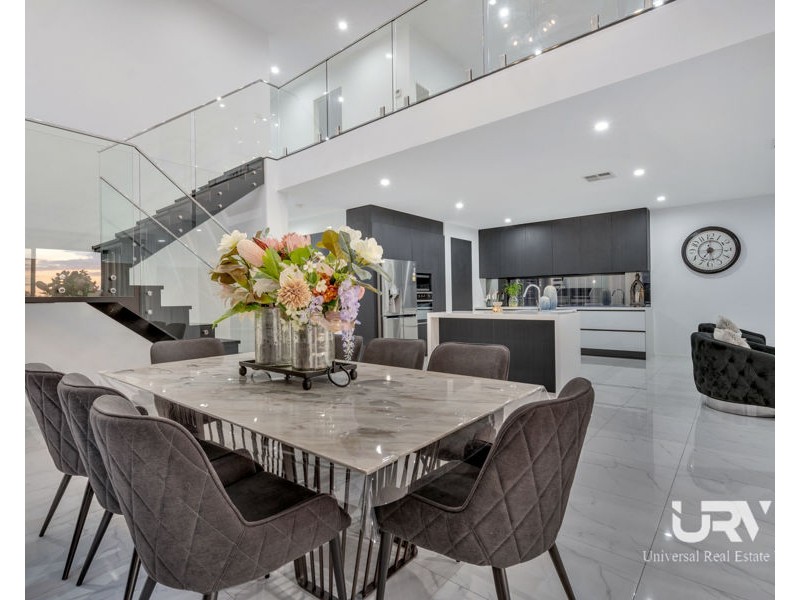 104 Debonair Parade, Craigieburn VIC 3064