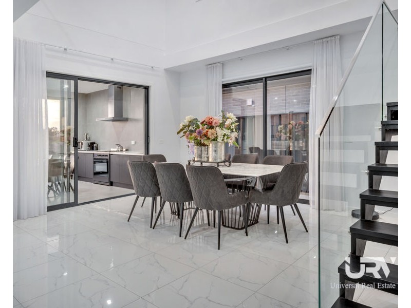 104 Debonair Parade, Craigieburn VIC 3064