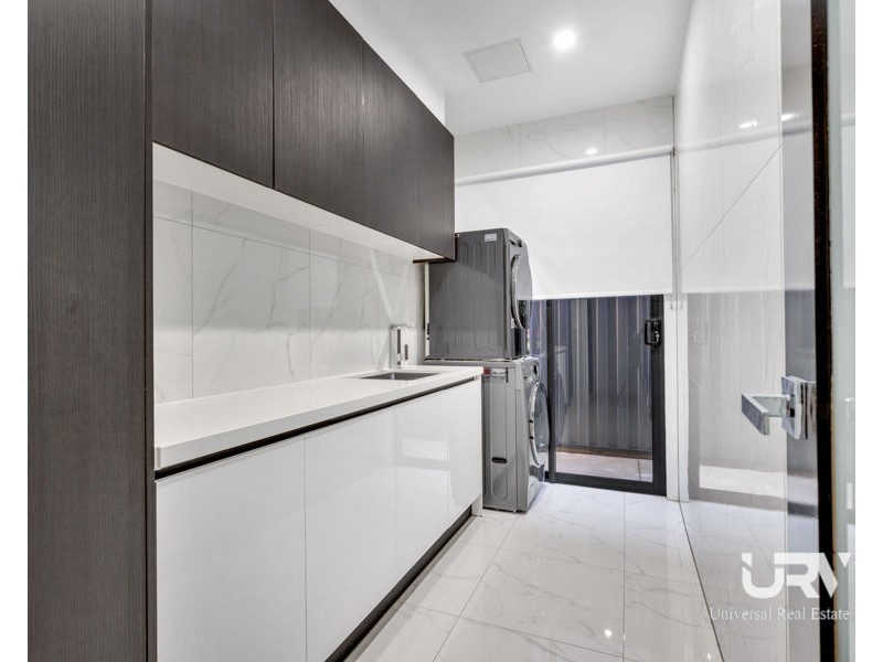 104 Debonair Parade, Craigieburn VIC 3064