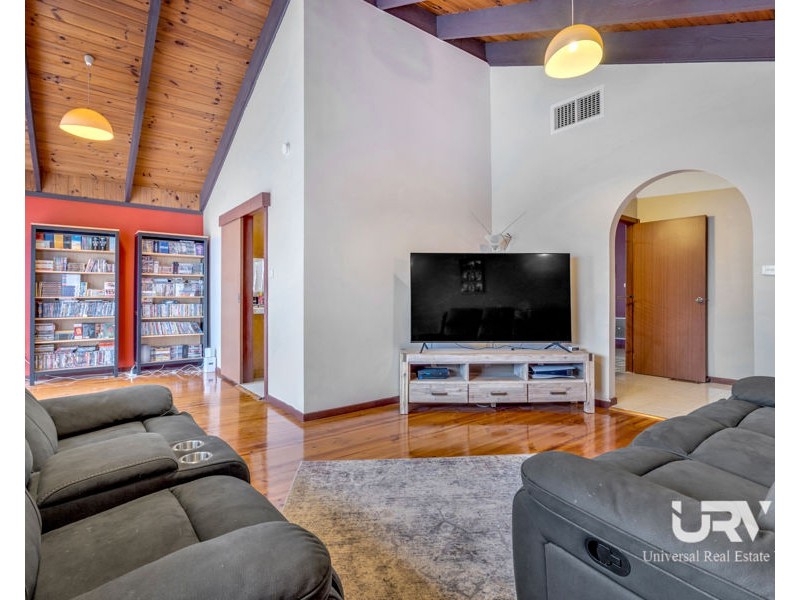 48 Centenary Drive, Mill Park VIC 3082