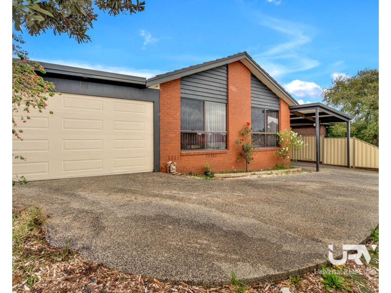 48 Centenary Drive, Mill Park VIC 3082