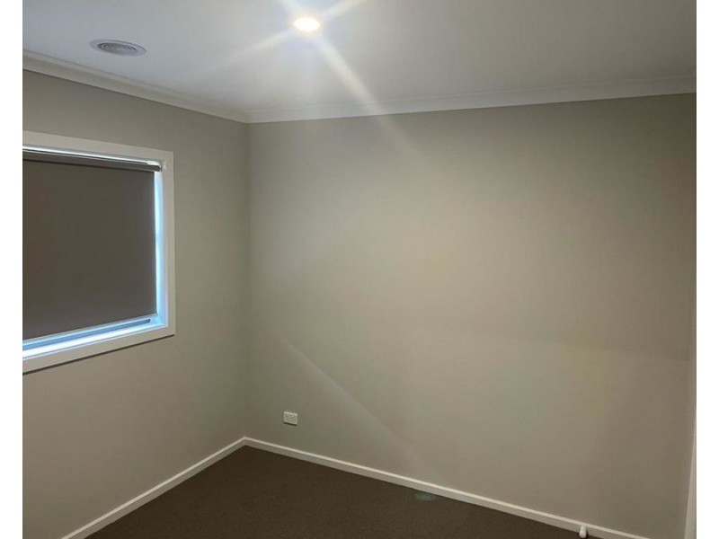 8 Conebush street, Kalkallo VIC 3064