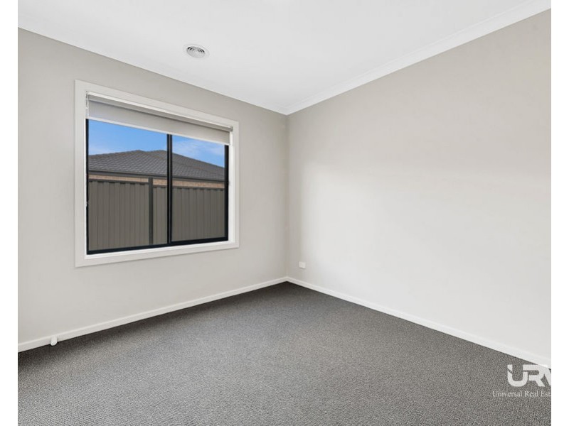 8 Conebush street, Kalkallo VIC 3064