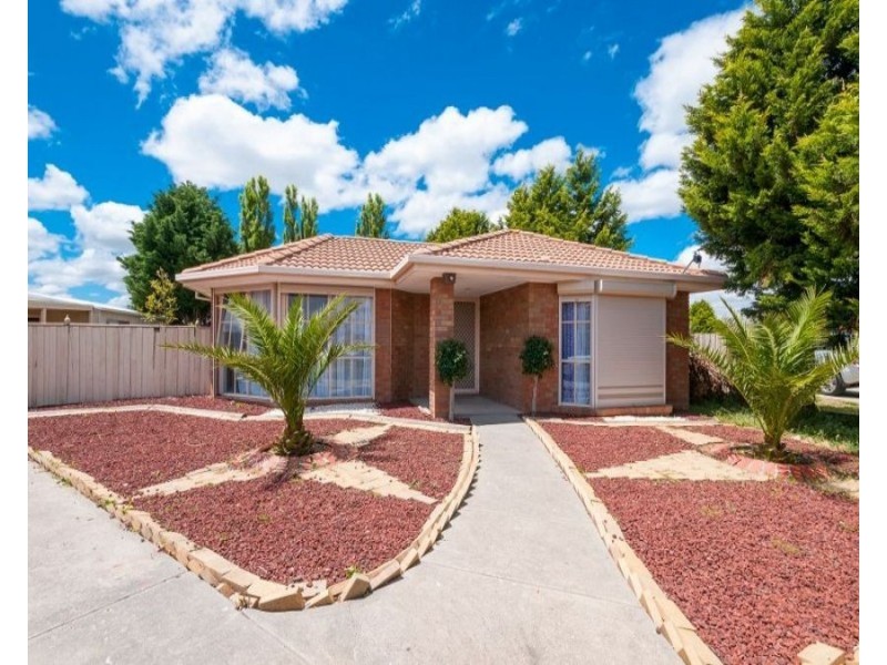 14 Nunney Court, Craigieburn VIC 3064