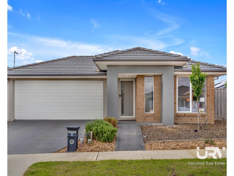 5 Leane Way, Mickleham VIC 3064