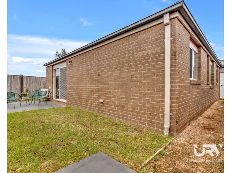 5 Leane Way, Mickleham VIC 3064