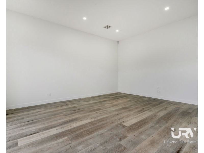 14 Callicoma Street, Mickleham VIC 3064