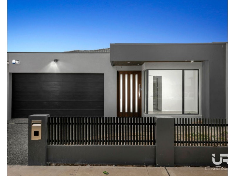 Lot 35155 Carob St, Mickleham VIC 3064