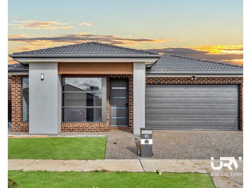 18 Sunnyside Drive, Mickleham VIC 3064