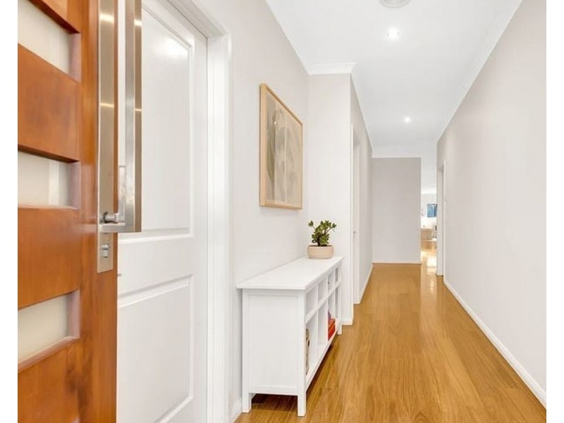 99 Serenity Way, Craigieburn VIC 3064
