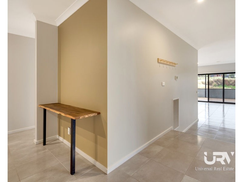 42 Pretty Sally Drive, Wallan VIC 3756