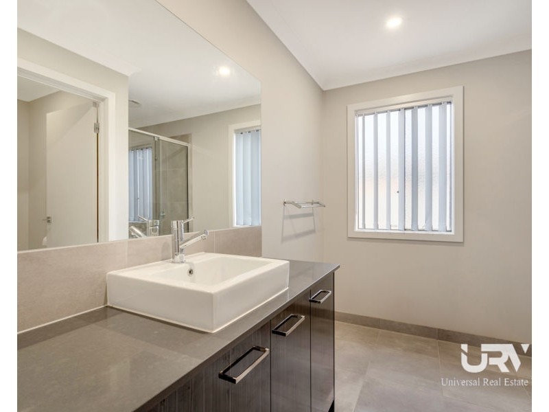 42 Pretty Sally Drive, Wallan VIC 3756
