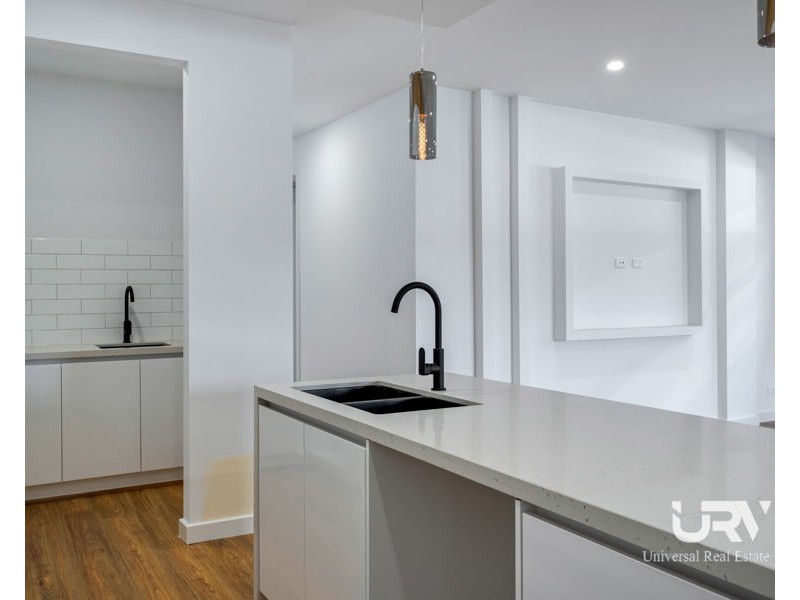 7 Tomago Street, Craigieburn VIC 3064