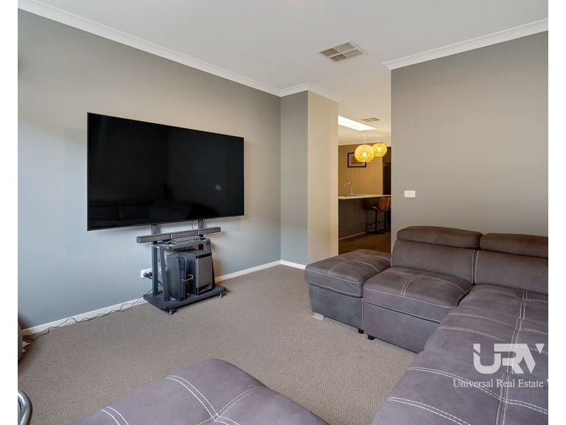 35 Moonlight Way, Mickleham VIC 3064