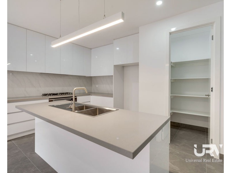 81 Madura Promenade, Mickleham VIC 3064