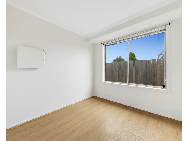 1/6 Clacton Court, Craigieburn VIC 3064