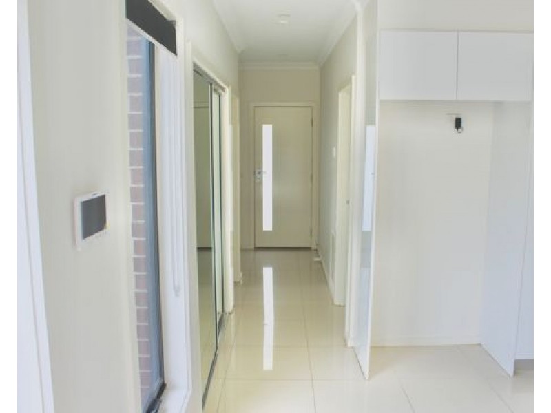 2/3 St Austell Court, Craigieburn VIC 3064