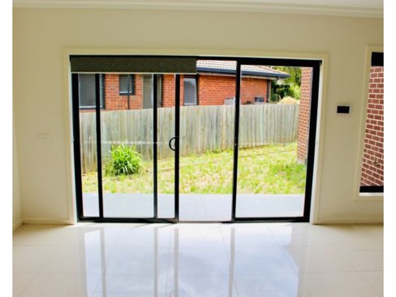 2/3 St Austell Court, Craigieburn VIC 3064