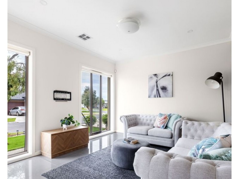 3 Kilwarrie St, Wollert VIC 3750