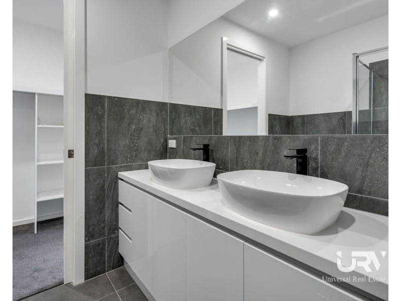 134 Juscelina Drive, Craigieburn VIC 3064