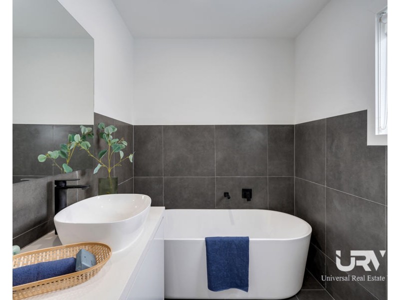 134 Juscelina Drive, Craigieburn VIC 3064