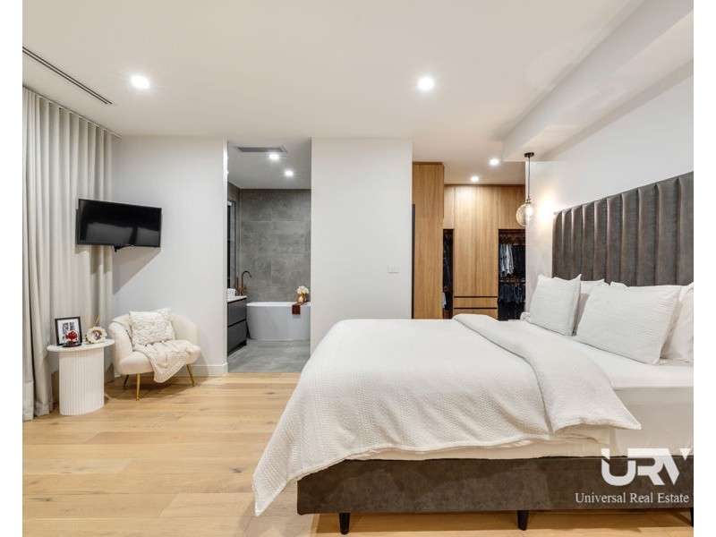 30 Birdsong Avenue, Mickleham VIC 3064