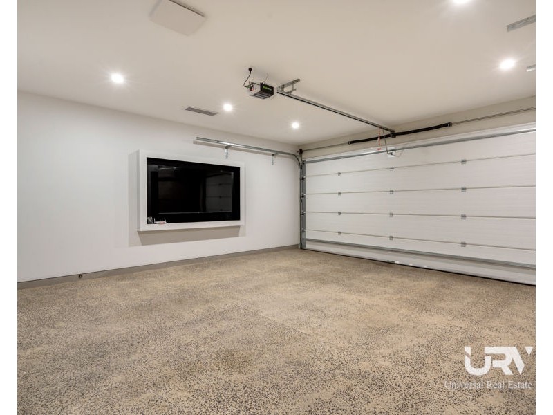 30 Birdsong Avenue, Mickleham VIC 3064