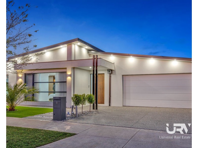 30 Birdsong Avenue, Mickleham VIC 3064