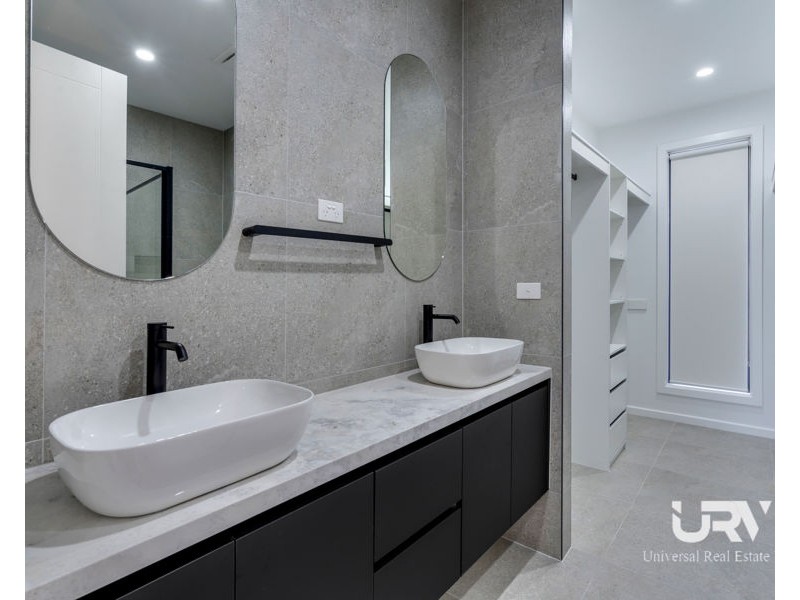 8 Cinto Street, Wollert VIC 3750