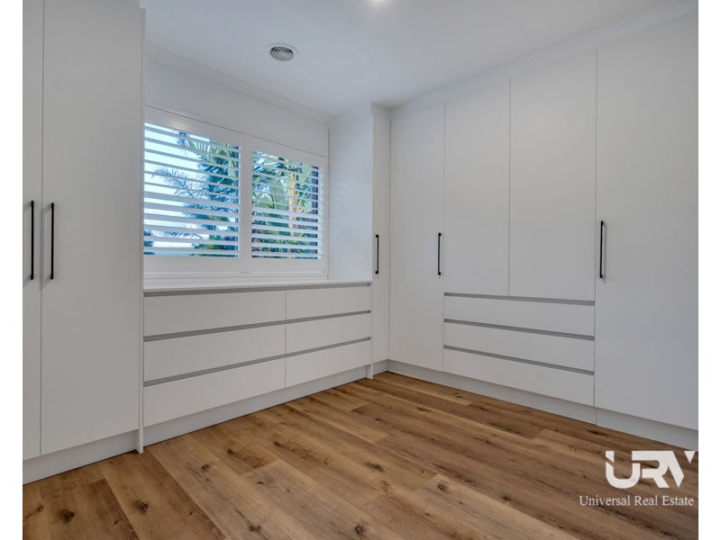 6 Fernyhill Court, Greenvale VIC 3059