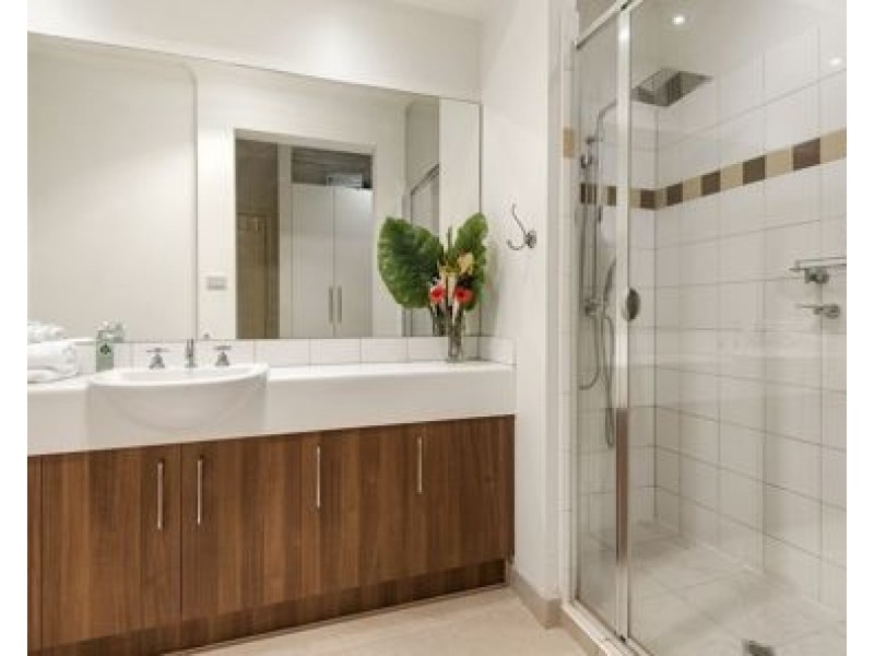 11 Reay Drive, Craigieburn VIC 3064