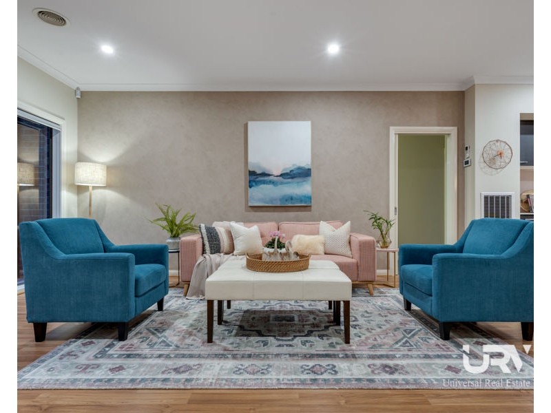 8 Ben Loman Circuit, Craigieburn VIC 3064