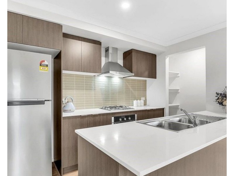 15 Joy Drive, Mickleham VIC 3064