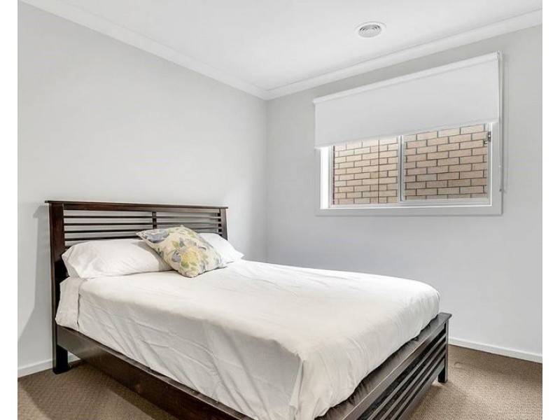 15 Joy Drive, Mickleham VIC 3064